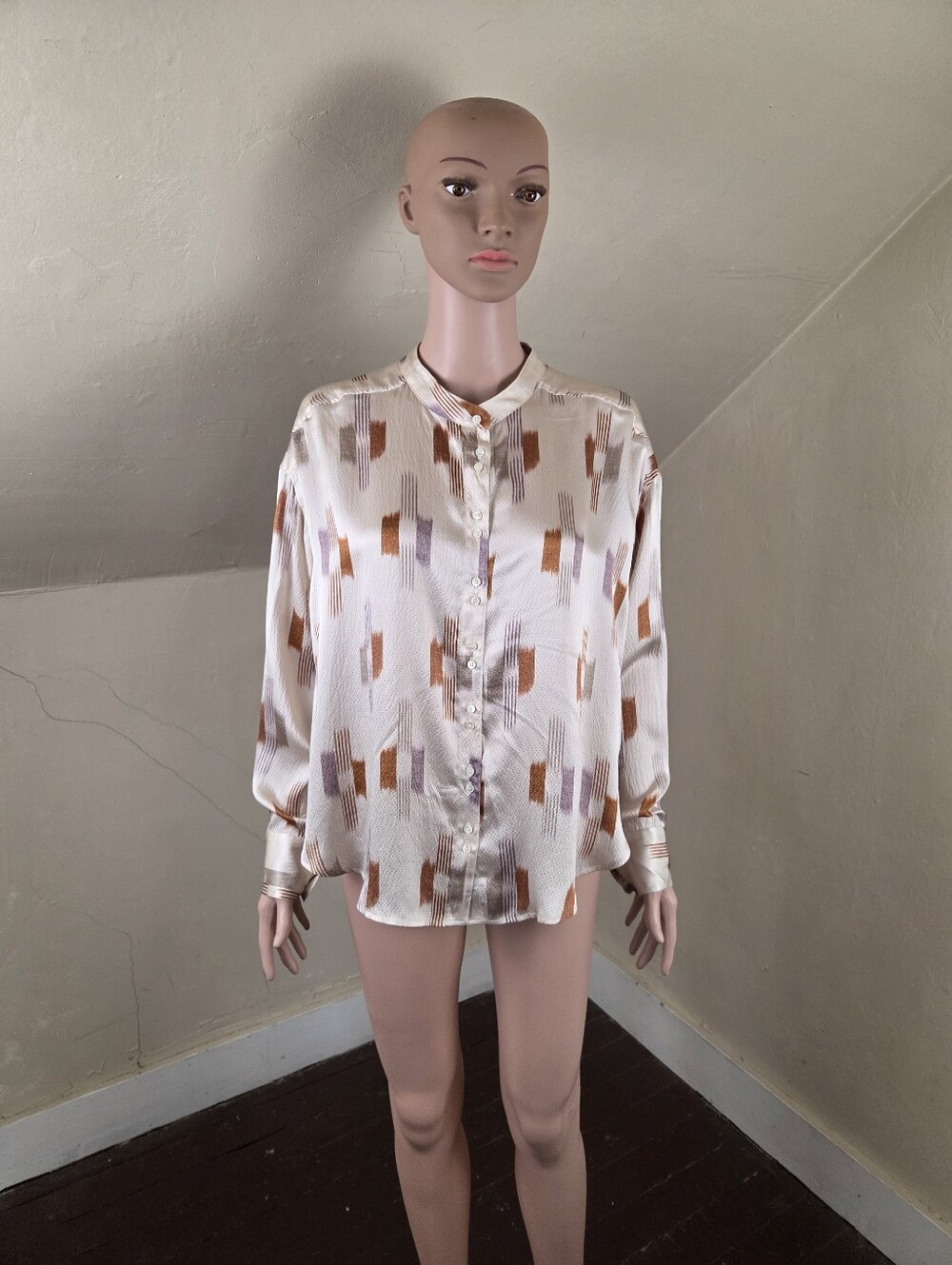 Xirena Penrose‎ Top Cream Ikat 100% Silk Blouse Women's Size S Long Sleeve
